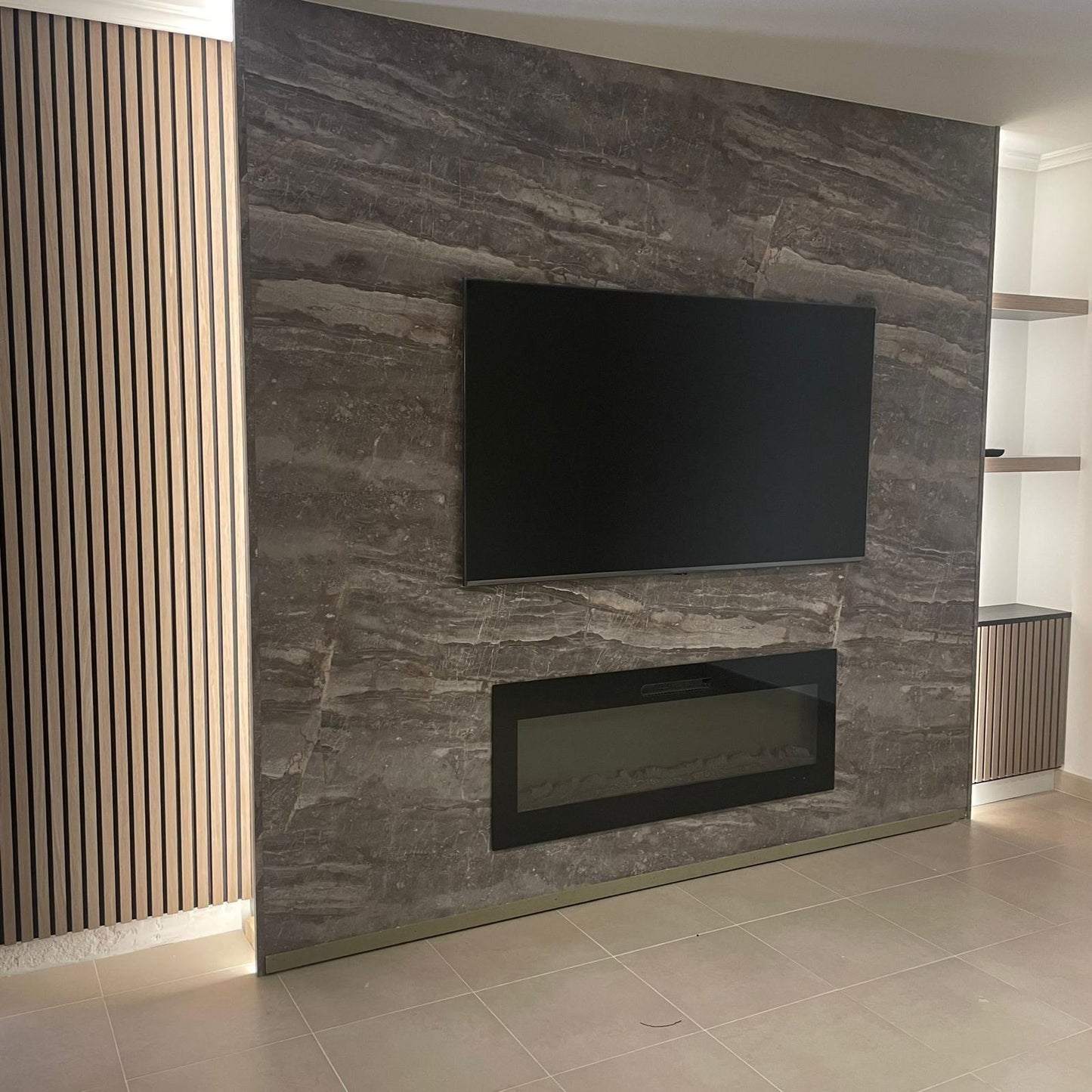 Panel SPC tipo Mármol | Géminis Granite Matte Dark Stone